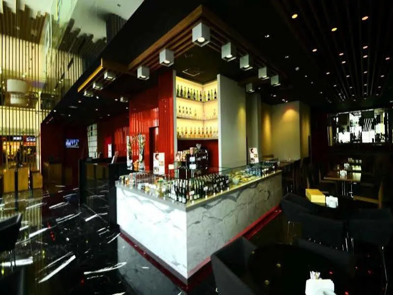 Ramada Encore By Wyndham İzmir 4*,